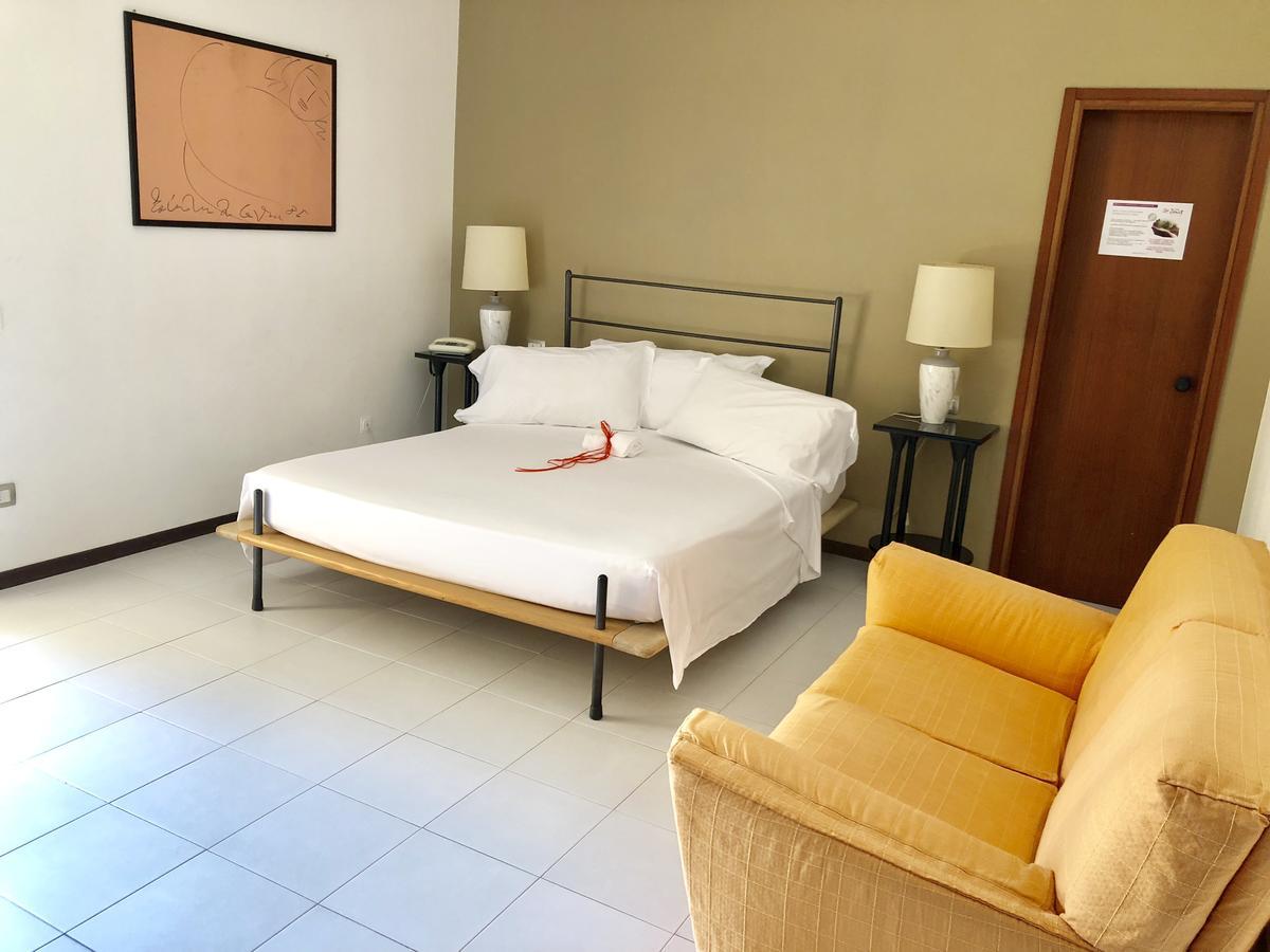 Hotel Zenit Salento Лечче Екстер'єр фото